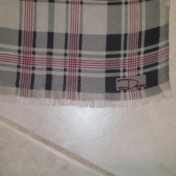Plaid Sheer Dresco Scarf - Picture 3 of 5